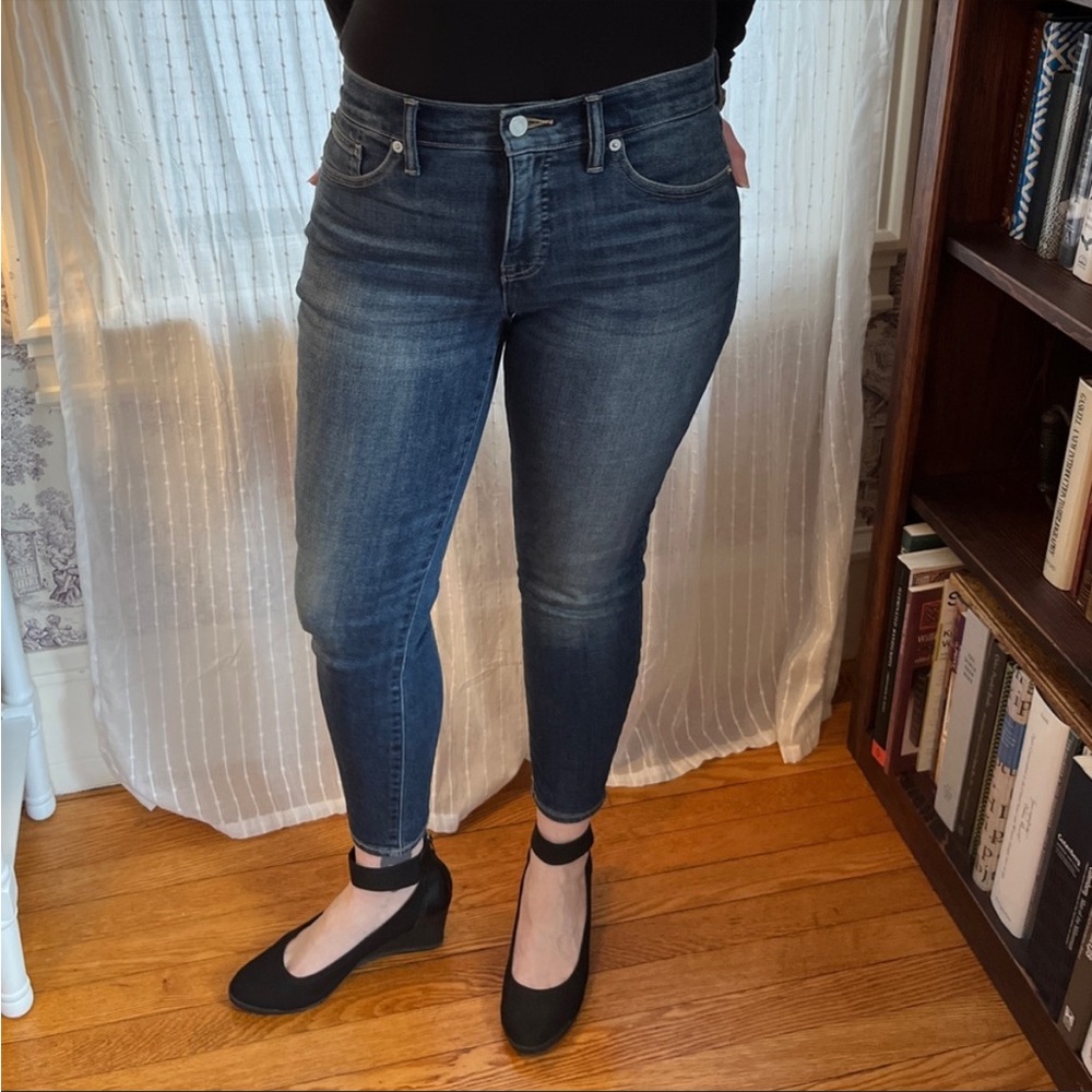 Lucky Brand Ava Mid Rise Crop Jeans 8/29 NWT